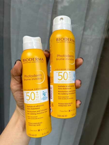 Xịt chống nắng Bioderma Photoderm Brune invisible 150ml spf 50+